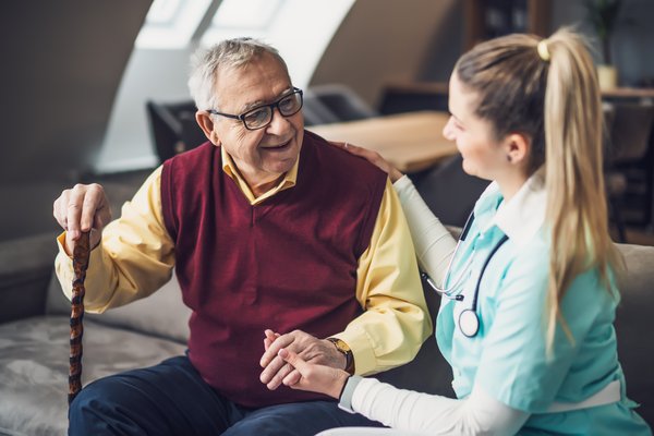 7 Questions to Ask During an Assisted Living Tour in Bullhead City, AZ